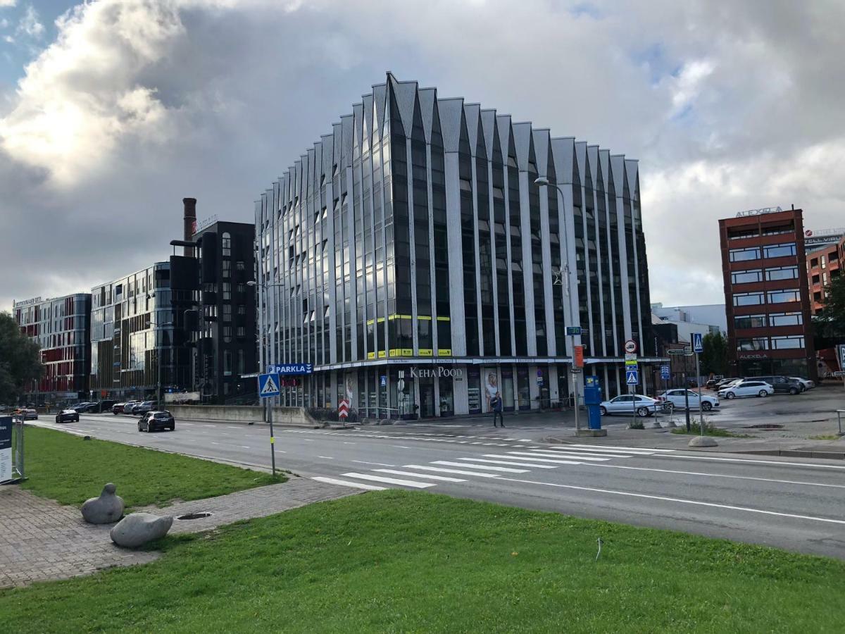 Roseni City Apartment Tallinn Buitenkant foto